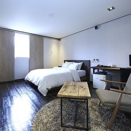 Hill House Motel Pocheon Esterno foto