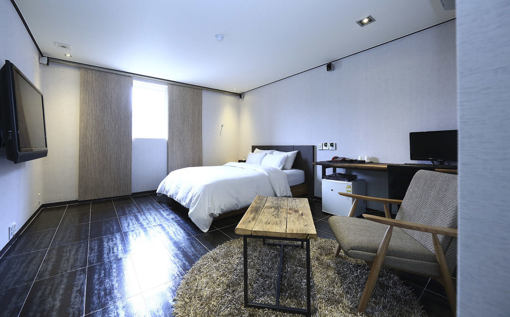 Hill House Motel Pocheon Esterno foto