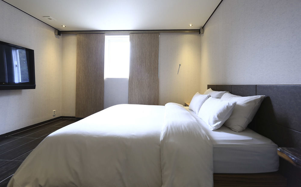 Hill House Motel Pocheon Esterno foto