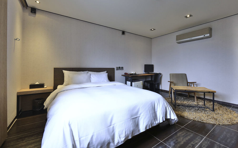 Hill House Motel Pocheon Esterno foto