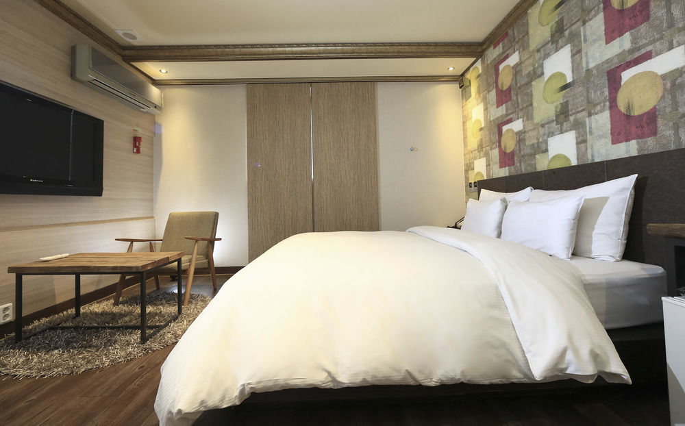 Hill House Motel Pocheon Esterno foto