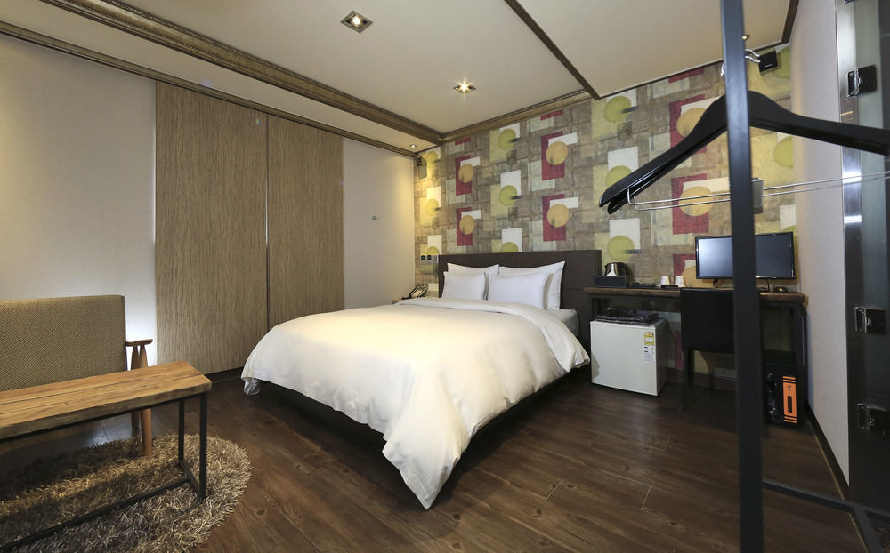 Hill House Motel Pocheon Esterno foto